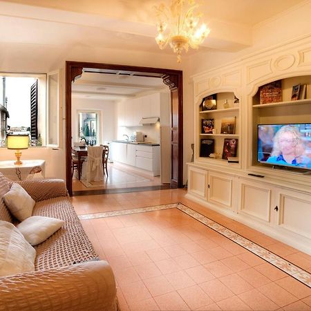 Dama Charming Apartment 100M From Piazza Del Campo Siena Buitenkant foto