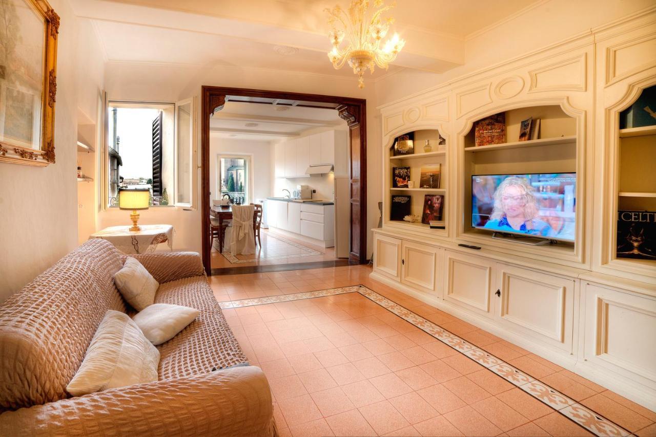 Dama Charming Apartment 100M From Piazza Del Campo Siena Buitenkant foto